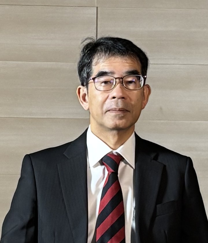 拠点長 佐藤 哲也